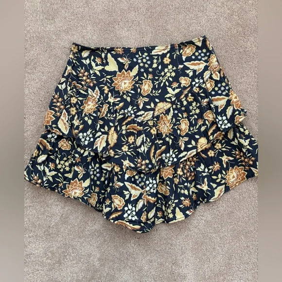 Francesca's Collections Floral Mini Skirt - Navy and Yellow NWT - Picture 11 of 14